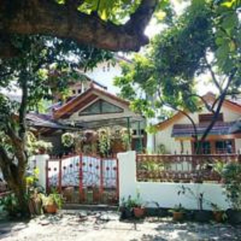 Hostel Bogor Exterior photo